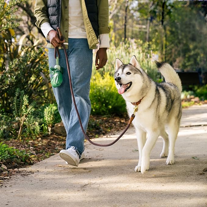 Earth Rated Dog Poop Bag Holder, Durable and Guaranteed Leakproof, Lavender Scented, 1 Dispenser and 900 Bags-PurrikoPets