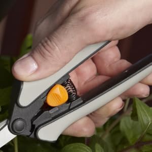 Fiskars 15pc Micro-Tip Pruning Snip Set, Precision Stainless Steel Blades, Softgrip Handles for Deadheading, Trimming & Shaping Small Plants-PurrikoPets