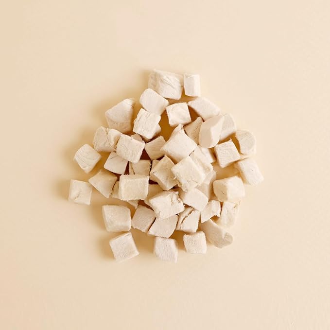 Freeze Dried Raw Single Ingredien Chicken Bite Dog Treats & Cat Treats – 15oz Chicken Breast - High Protein, Grain Free, Bite-Sized, Weight Control Training Treats Snacks-PurrikoPets