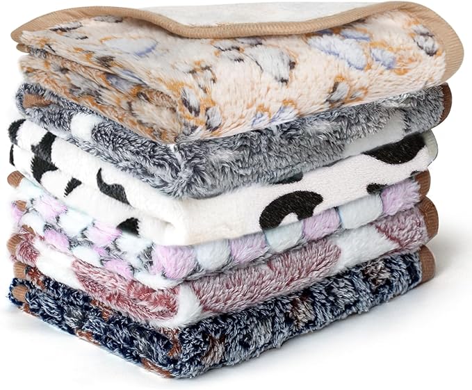6 Pcs Absorbent Guinea Pig Blankets Washable Small Animal Fleece Bedding Cage Liners Reusable Pet Pee Pad Sleep Mat Pad Cover for Hamster Ferret Rabbit Chinchilla Hedgehog (16"x24")-PurrikoPets