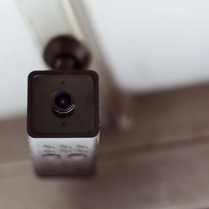 Equine Eye Voyager - Wireless Horse Trailer Camera – Live Video to Your Mobile with Night Vision, Audio - 8 Hours Battery Life - No Cell Signal Needed - Compatible with iPhone & Android Devices-PurrikoPets