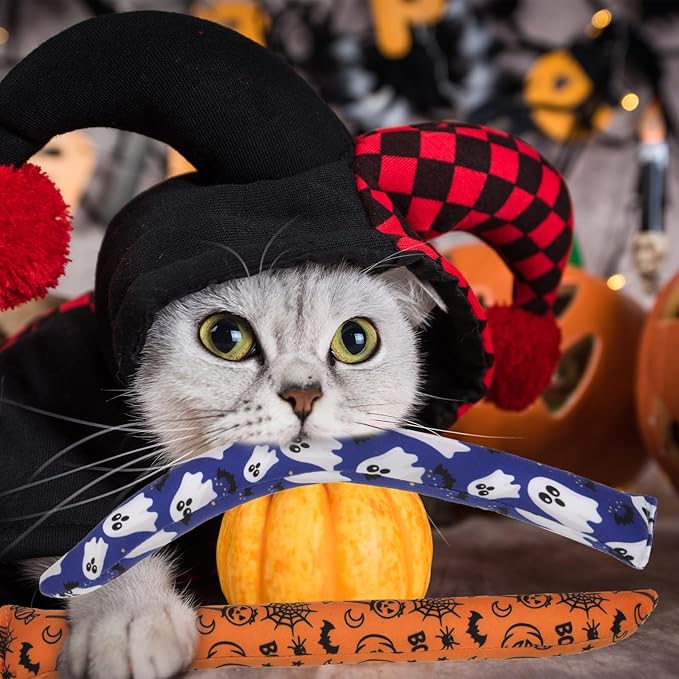 EXPAWLORER Halloween Cat Toys, 4 pcs Soft Pillow Catnip Toys with Bells Inside, Interactive Bite Resistant Fish Shape Kicker Toys for Indoor Kitten Playing-PurrikoPets